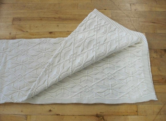 Aspen Snowflake 100% Natural Cotton Throw Blanket